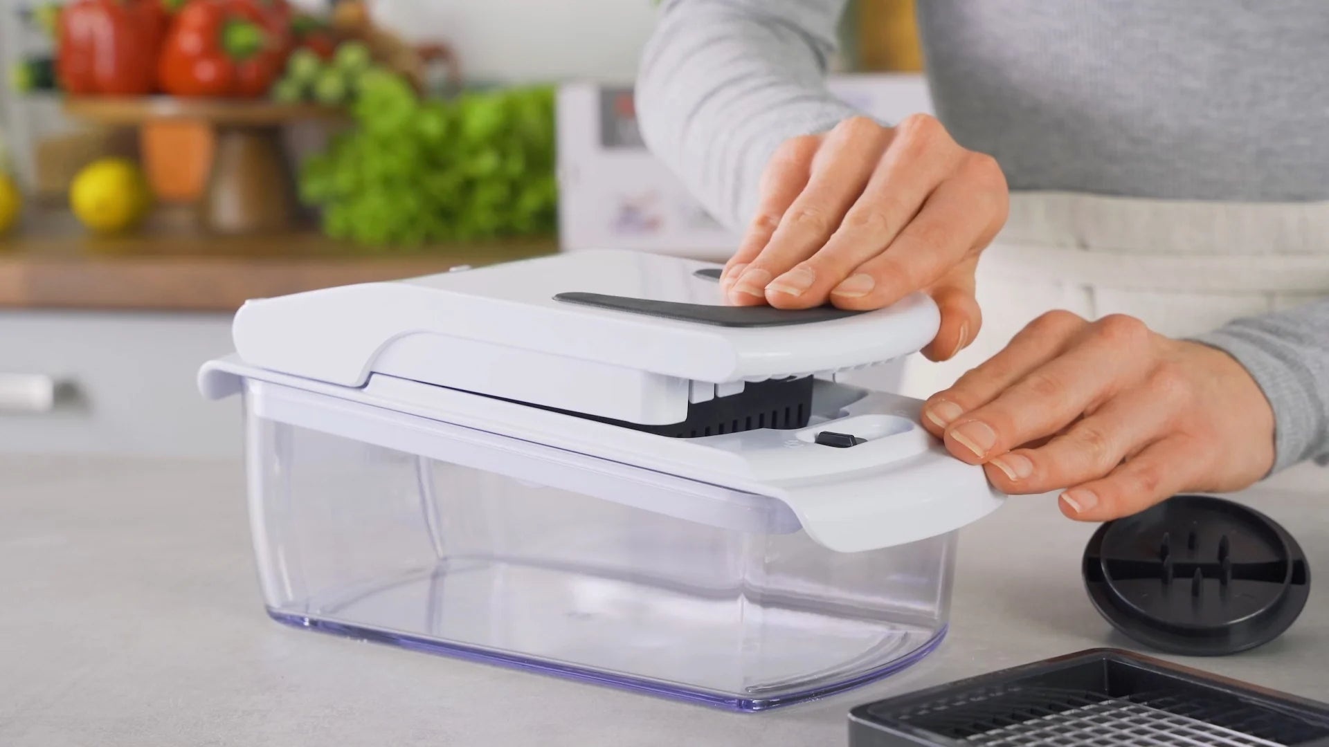 Fullstar vegetable chopper with interchangeable blades and catch container