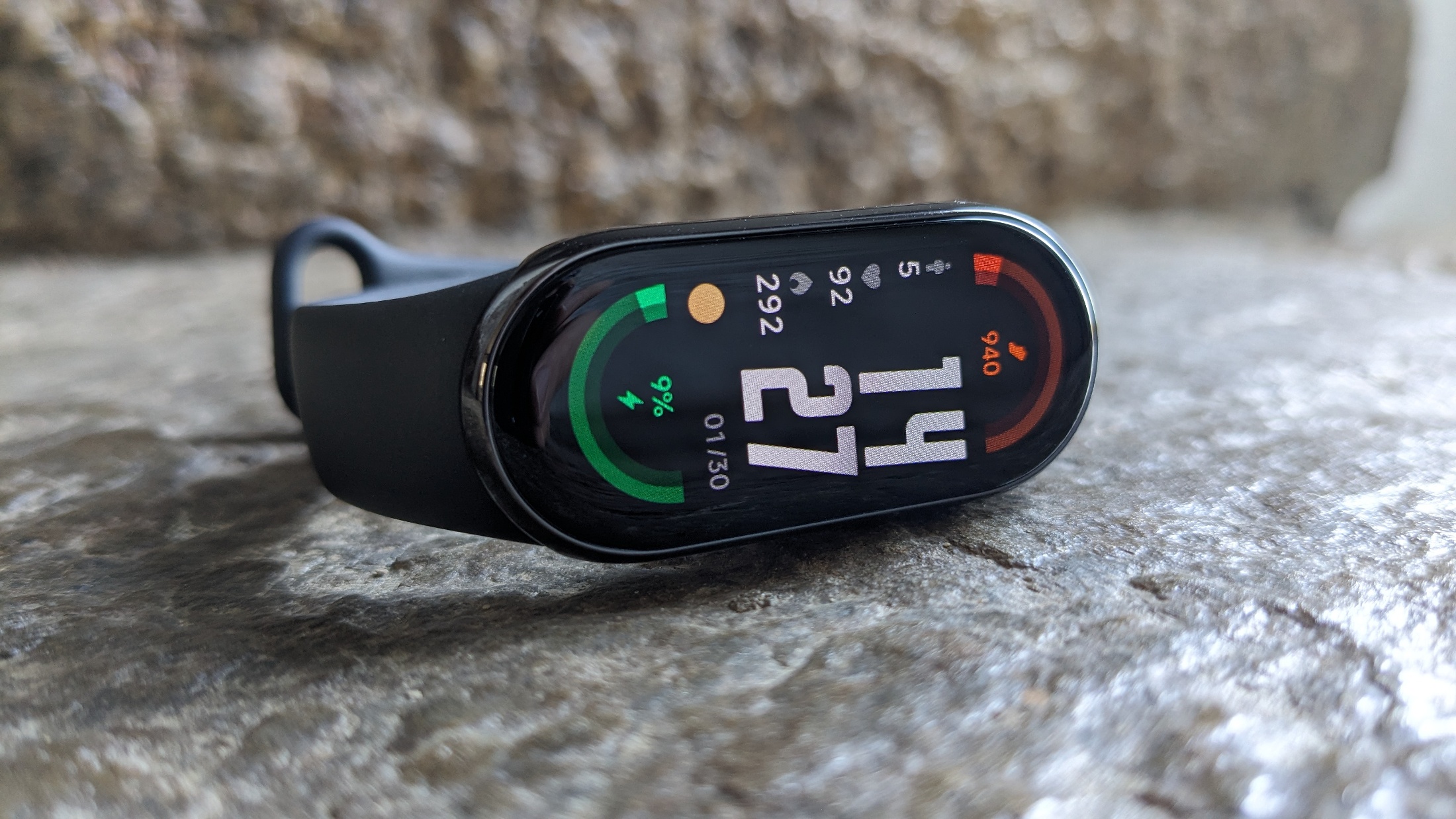 Xiaomi Mi Band 8 fitness tracker with AMOLED display and long battery life
